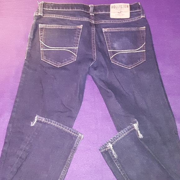 Cute Hollister Jeans - Picture 5 of 6